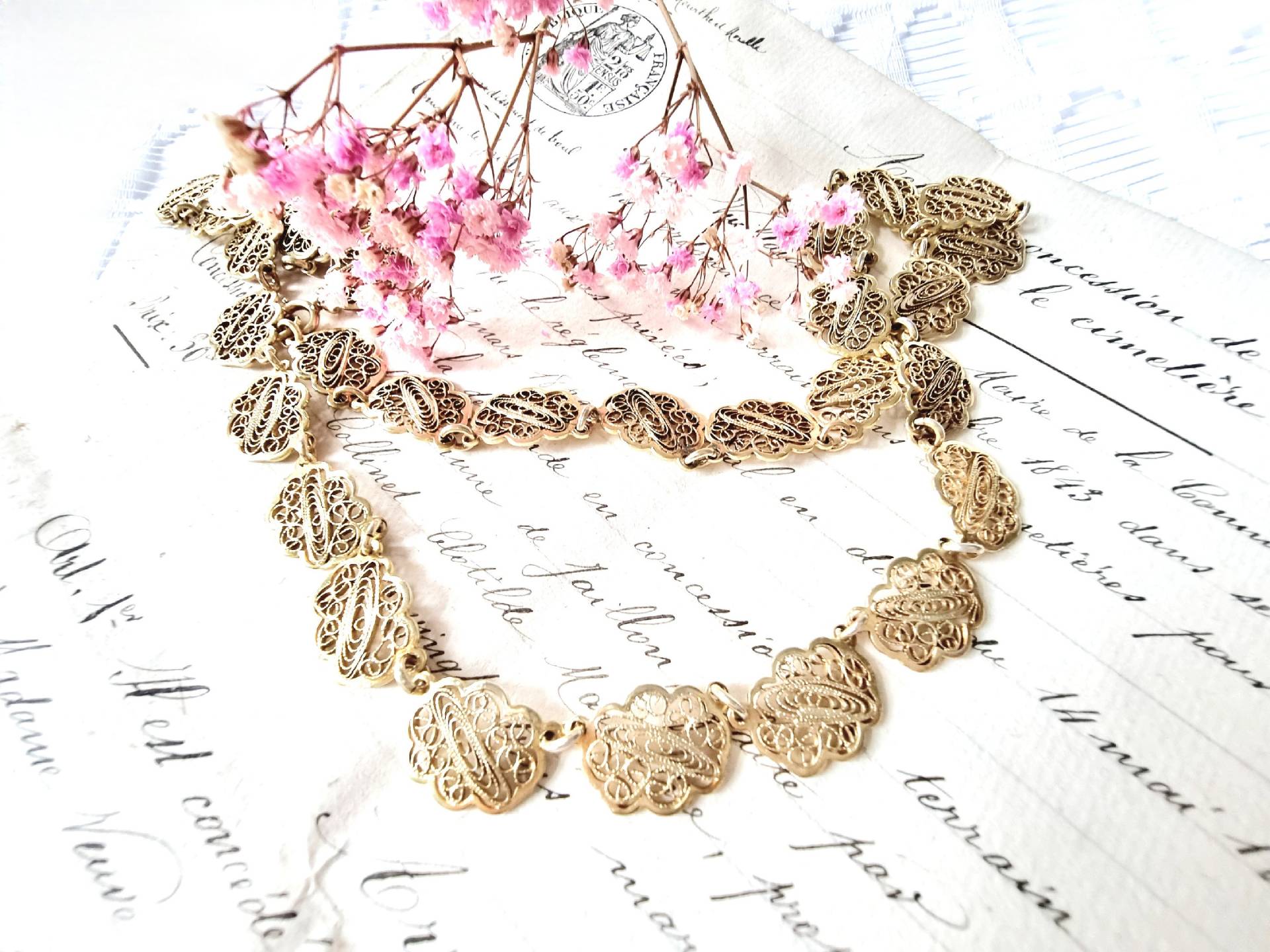 Art Nouveau 800 Silber Halskette Dezent Hell Vergoldet, Filigrane Friesenschmuck Kette, Fein Ziselierte Ornamente, Wolke 9, Siebter Himmel von SilverLakeHouse