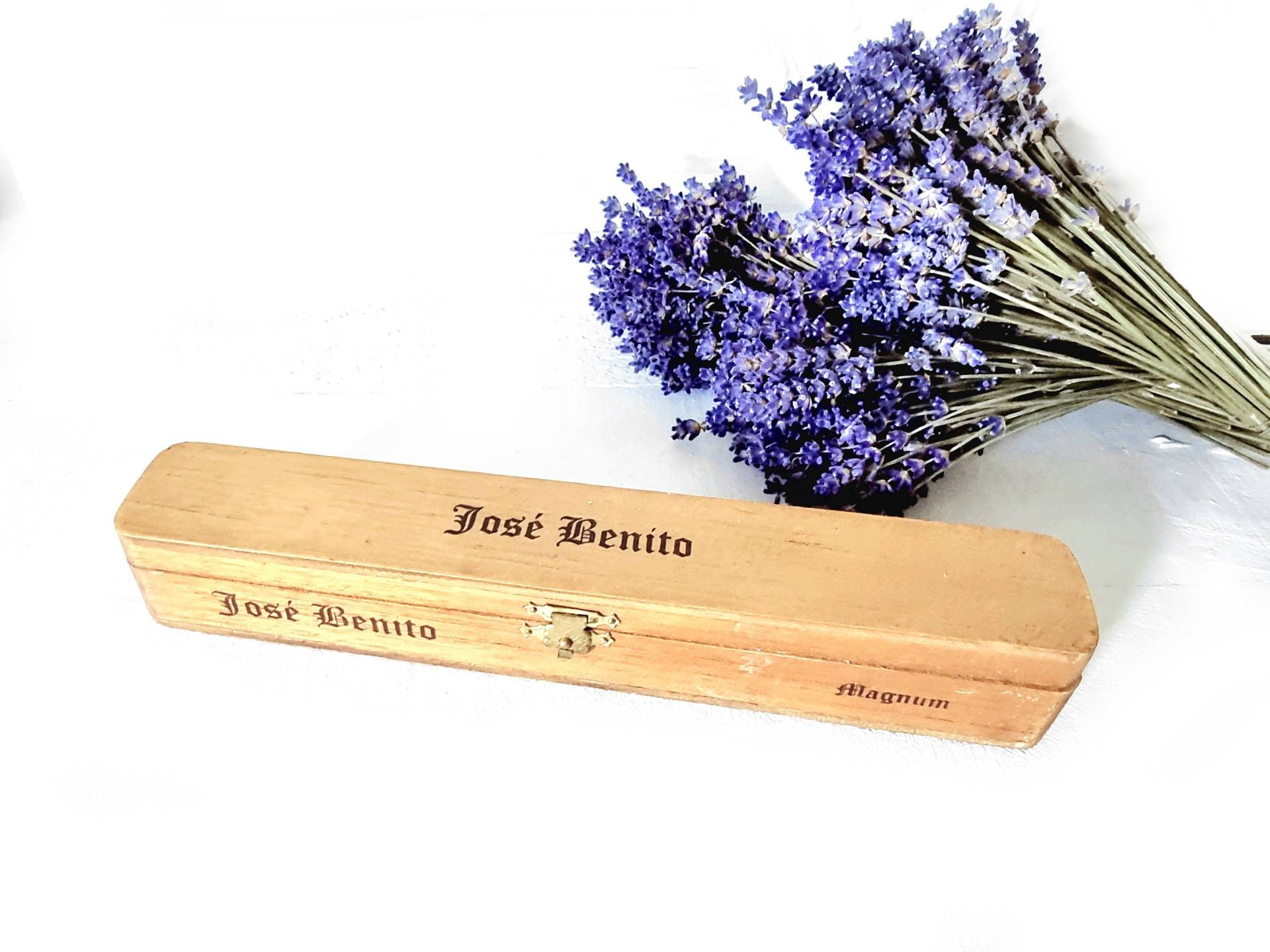 Vintage Zigarrendose Magnum, Schmuckschatulle, Geschenkverpackung Für Armbänder, Schmale Uhren Ohrringe Ketten Kämme, Geschenk Männer Frauen von SilverLakeHouse