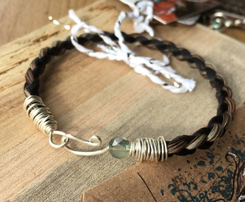Die Zinco Stein, Sterling Silber Draht Gewickelt Pferde Haar Armband Mit Swarovski Kristall Die Zinco Stein, Sterling Silber Draht Gewickelt Pferde Haar Armband Mit Swarovski Kristall von SilverLeatherStudio