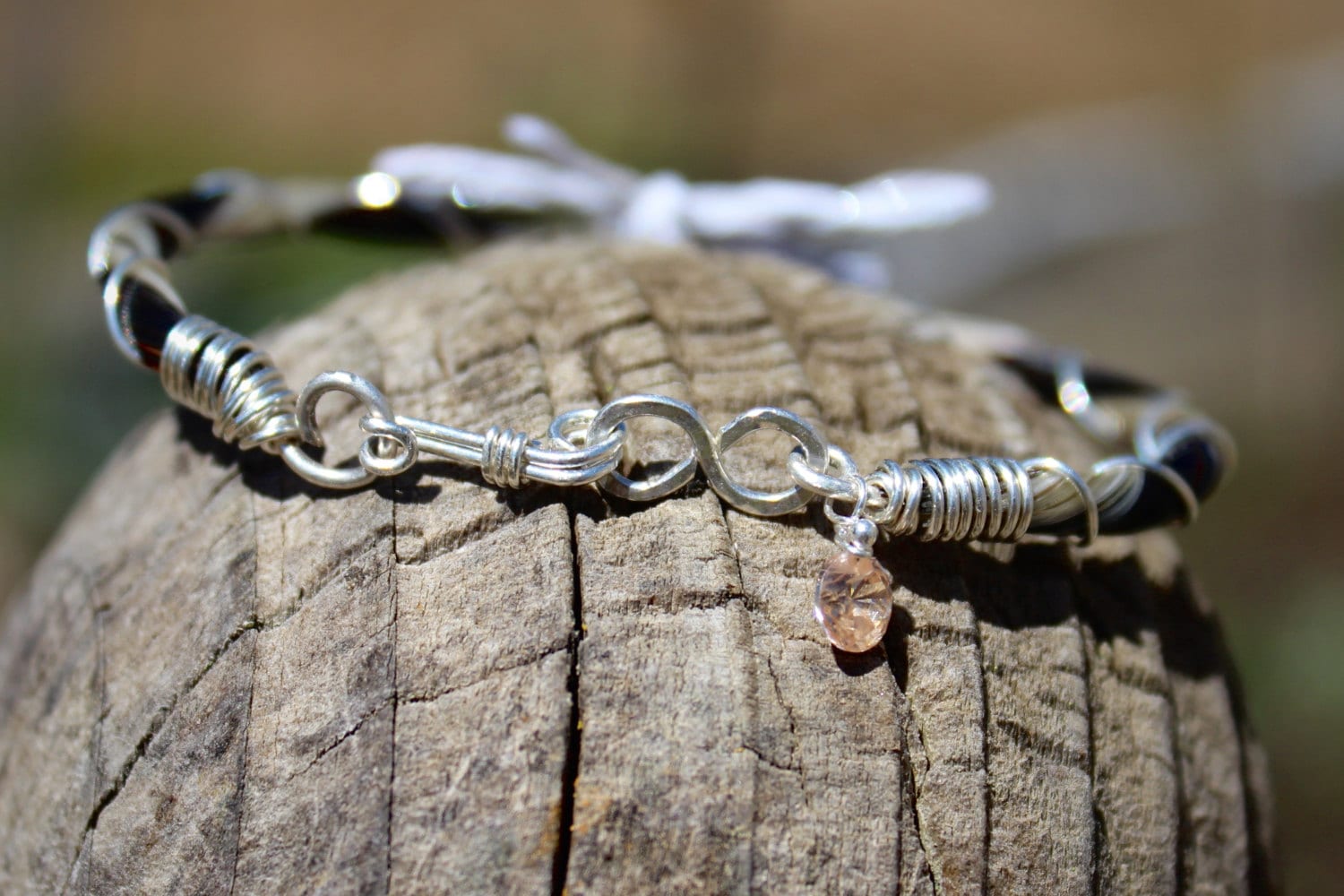 The Infinity, Sterling Silber Draht Gewickelt Pferdehaar Armband Mit Swarovski Kristall Anhänger The Infinity, Sterling Silber Draht Gewickelt Pferdehaar Armband Mit Swarovski Kristall Anhänger von SilverLeatherStudio