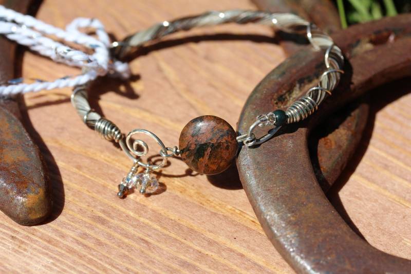 The Miracle, Sterling Silber Draht Gewickelt Pferdehaar Armband Mit Braun Opal Stein von SilverLeatherStudio