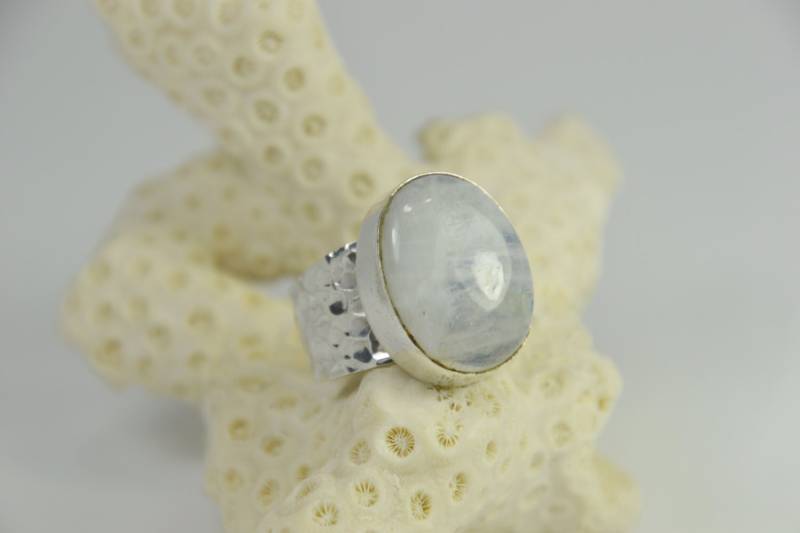 Jenseits Des Mondes von SilverLiningJewelers