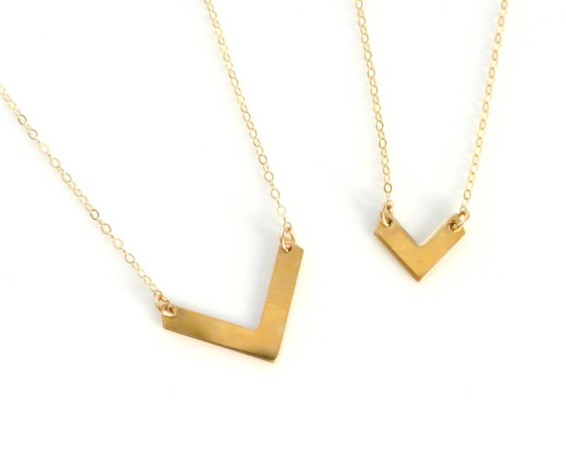 Gold Chevron Halskette, V-Förmige Kleine Oder Große V-Halskette, Schichtung Charme, Jeden Tag Zierliche Geschichtet Set von SilverLotusDesigns