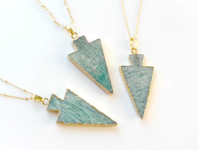 Gold Chrysopraspfeilspitze Halskette, Lange Geschichtete Boho Chrysoprase Grüne Pfeilspitze Halskette von SilverLotusDesigns