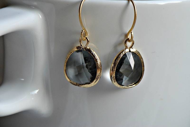 Gold Ohrringe, Kristallglas Tropfen Brautjungfer Geschenkidee, Mitarbeiter Geschenk, Klarer Kristall, Geschenk Für Sie, Beste Freunde, Freundin von SilverLotusDesigns