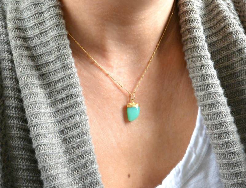 Zierliche Horn Halskette, Edelstein Boho Schichtung Gold Satellit Schmuck, Geschenk-Idee von SilverLotusDesigns