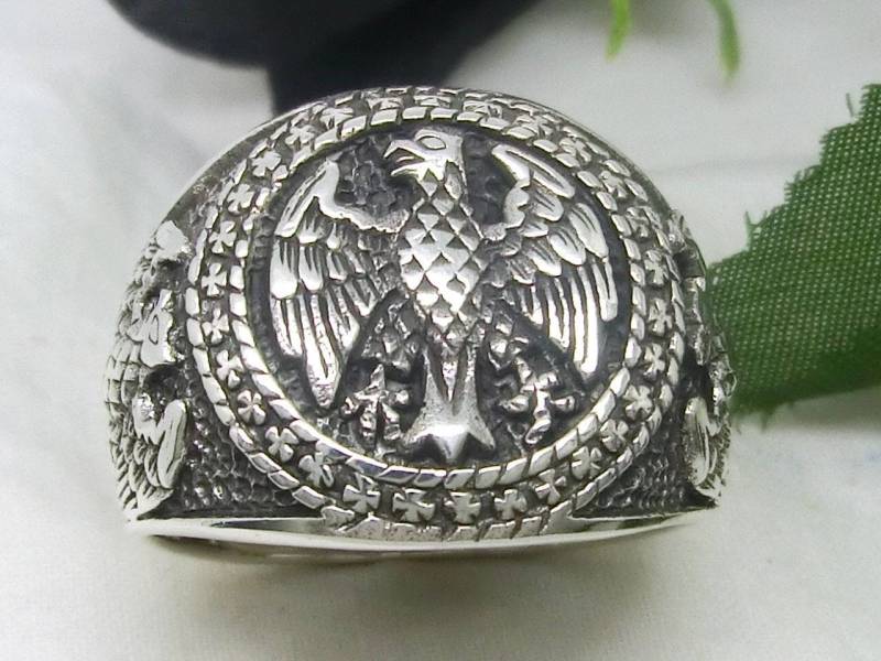 Flying Eagle Signet Sterling Silver 925 Handcrafted Ring Flying Eagle Signet Sterling Silver 925 Handcrafted Ring von SilverManiaUK