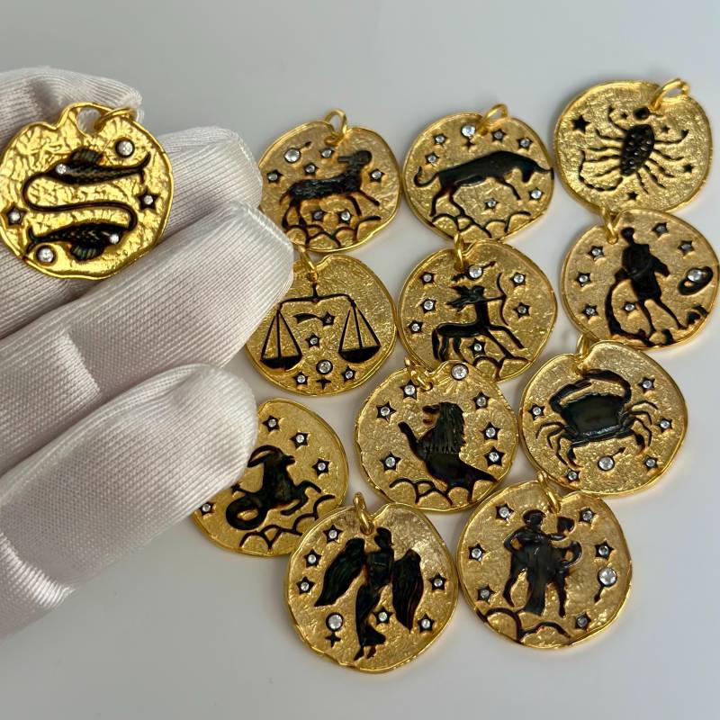925 Sterling Silber Sternzeichen Münze Charm Anhänger 14K Gold Astrologie Schmuck 925 Sterling Silber Sternzeichen Münze Charm Anhänger 14K Gold Astrologie Schmuck von SilverParts925
