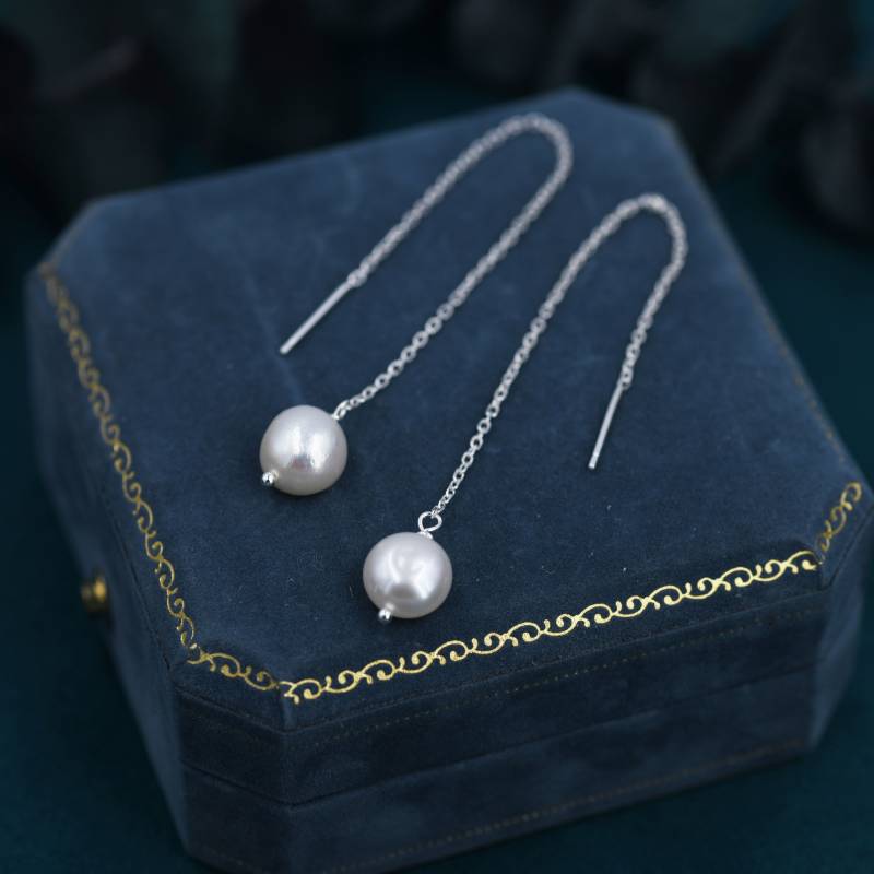 Echte Süßwasserperlen-Ohrringe in Sterling Silber, 9 cm Lange Ohr-Fädelringe, Natürliche Tropfen Barockperle Ohr-Fädelperlen von SilverRainSilver