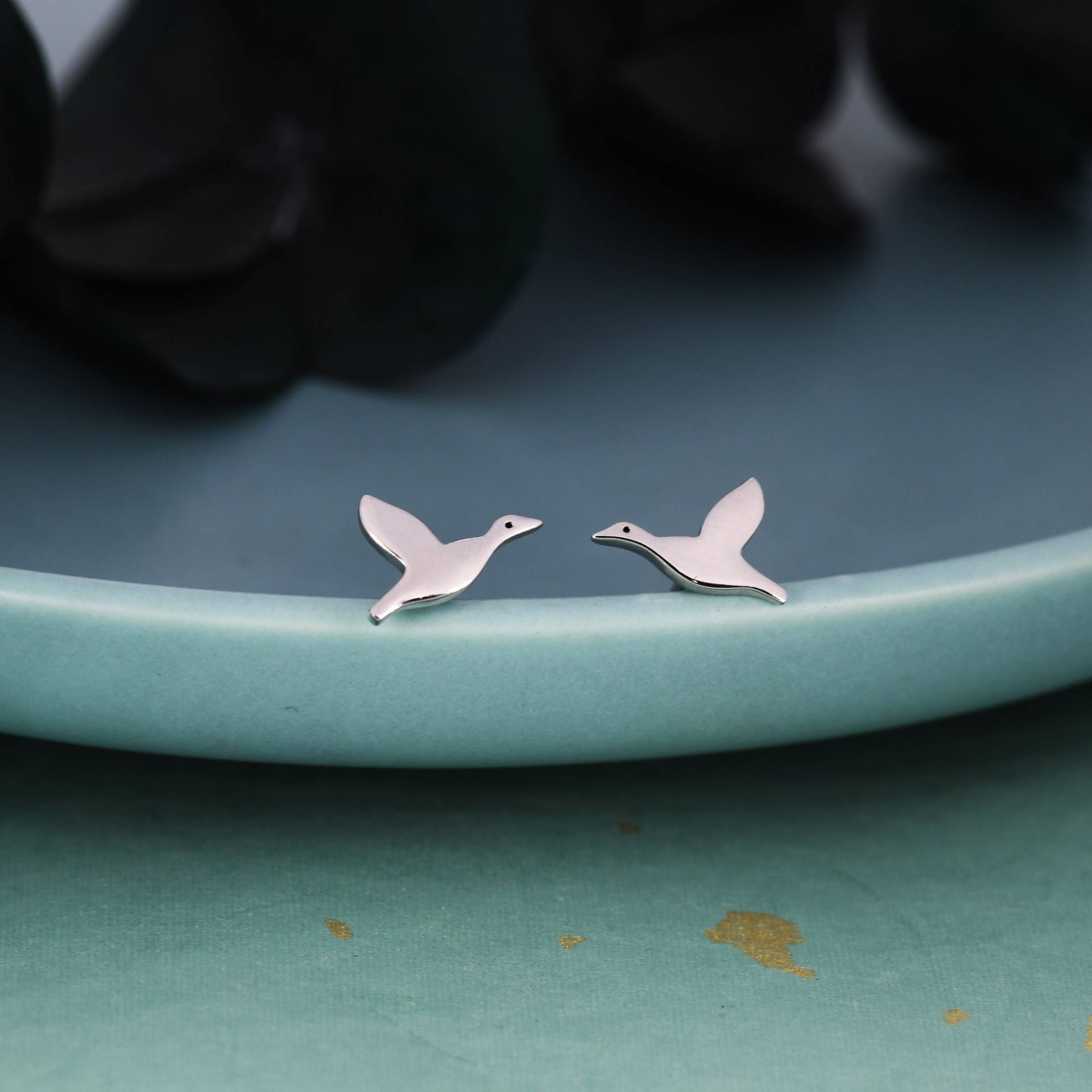 Fliegende Ente Ohrstecker in Sterling Silber, Gans Ohrringe, Vogel Natur Inspirierte Tier Ohrringe Fliegende Ente Ohrstecker in Sterling Silber, Gans Ohrringe, Vogel Natur Inspirierte Tier Ohrringe von SilverRainSilver