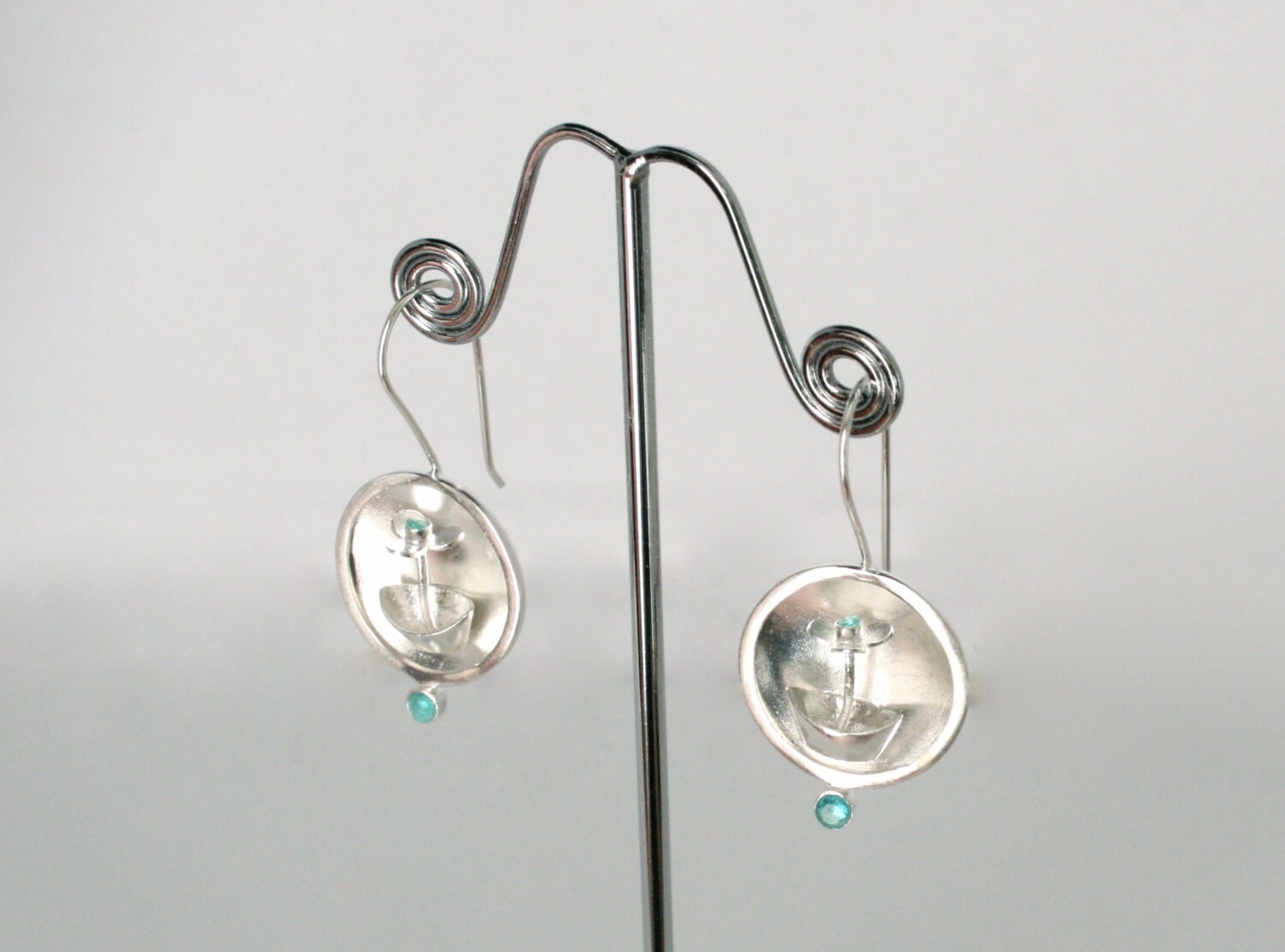 Moderne Sterling Silber 3-Dimendsional Entworfen "Blumenboot' Ohrringe. Feine Einzigartige Ohrringe Moderne Sterling Silber 3-Dimendsional Entworfen "Blumenboot' Ohrringe. Feine Einzigartige Ohrringe von SilverSandJewelry