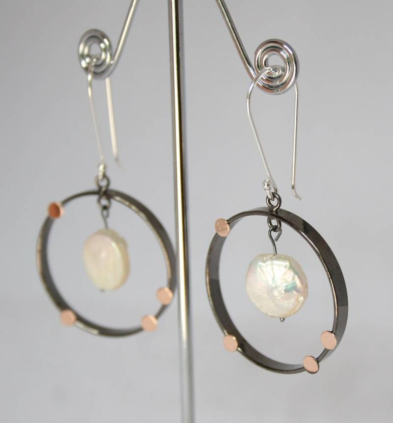 sterling Silber Offenen Kreis Ohrringe Mit Münze Perle Tropfen. Charmante von SilverSandJewelry