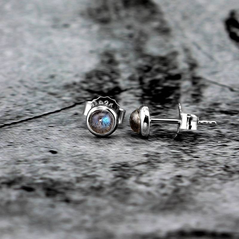 Silvershake 4 Mm - 8 Natürliche Runde Labradorit Weißgold 925 Sterling Silber Ohrstecker Ohrringe von SilverShakeStudios
