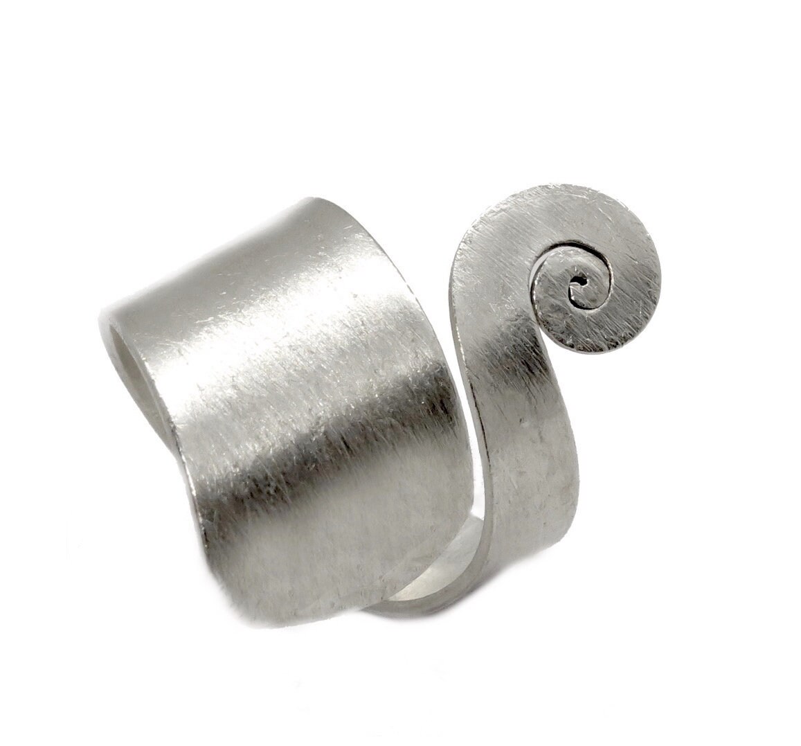 Verstellbarer Spiralring Aus Sterlingsilber, Handgefertigter Boho-Bandring, Kann An Jedem Finger Und Als Daumenring Für Frauen Oder Männer von SilverShapes