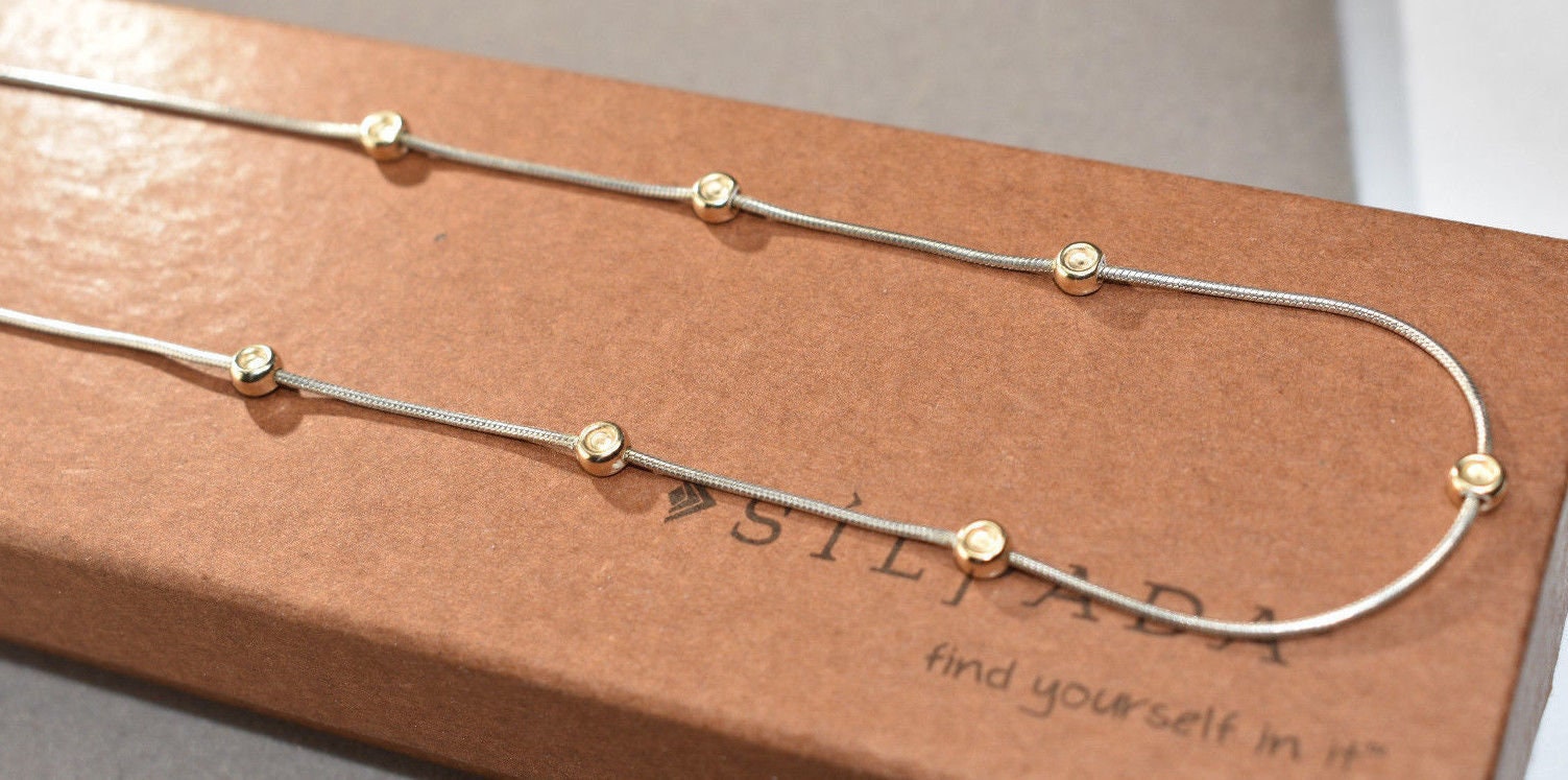 Silpada 925 Sterling Silber 14K Gold Filled Bead Stationen Schlangenkette Im Ruhestand Silpada 925 Sterling Silber 14K Gold Filled Bead Stationen Schlangenkette Im Ruhestand von SilverSistersSilpada