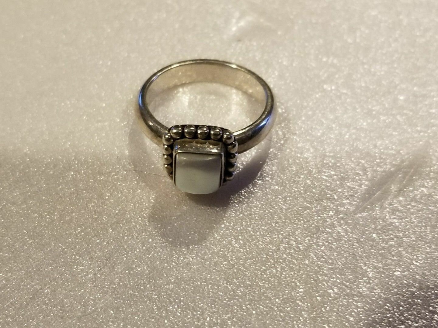 Silpada 925 Sterling Silber Knopf Rahmen Perlmutt Ring Größe 7 R1617 Cute von SilverSistersSilpada