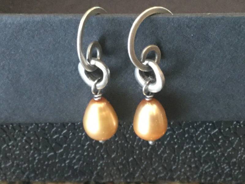 Silpada 925 Sterling Silber Kupferfarben Süßwasserperle Ohrringe Rentier Silpada 925 Sterling Silber Kupferfarben Süßwasserperle Ohrringe Rentier von SilverSistersSilpada