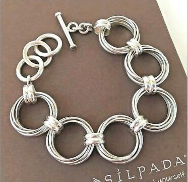 Silpada 925 Sterling Silber Multi Kreis Knebelverschluss Armband Rentner Pfeilspitze Logo Silpada 925 Sterling Silber Multi Kreis Knebelverschluss Armband Rentner Pfeilspitze Logo von SilverSistersSilpada