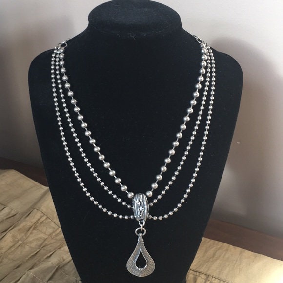 Silpada 925 Sterling Silber Multi Strang Teardrop Akzent Anhänger Halskette von SilverSistersSilpada