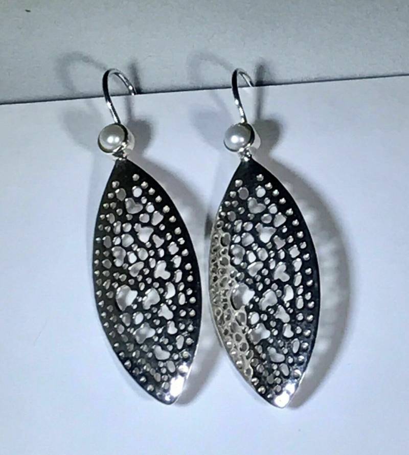 Silpada 925 Sterling Silber Süßwasserperlen Cut Out Ohrringe von SilverSistersSilpada