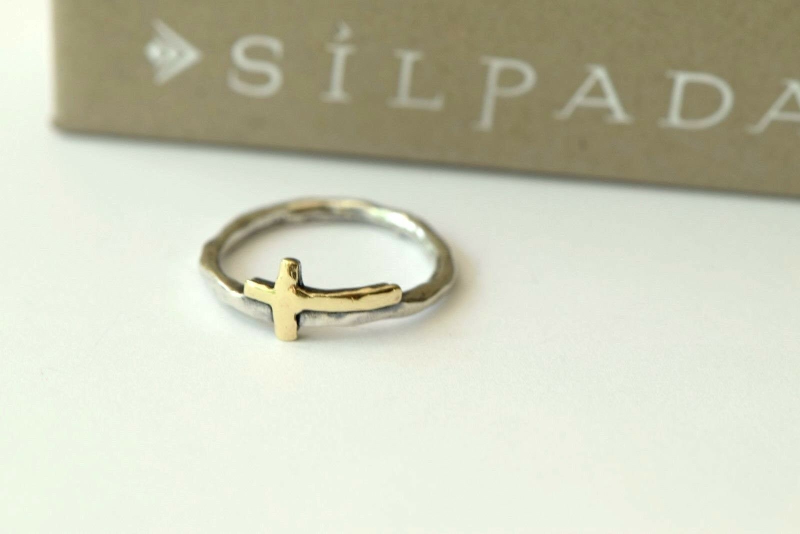 Silpada Gehämmert 925 Sterling Silber 9K Gold Kreuz Ring Größe 6 R1393 von SilverSistersSilpada