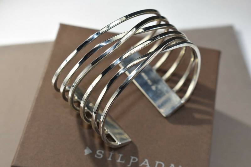 Silpada Sterling Silber Offen Twist Armreif von SilverSistersSilpada