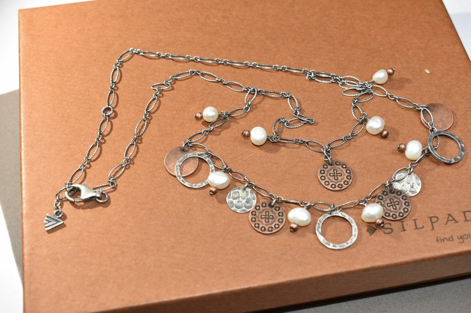 Silpada Süßwasserperlen Kupfer Münzen Sterling Silber Halskette Silpada Süßwasserperlen Kupfer Münzen Sterling Silber Halskette von SilverSistersSilpada