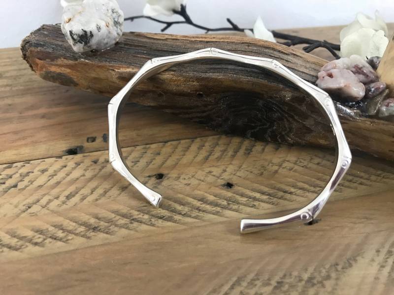 Damen Silber Bambus Armband | Runder Armreif Panda Design Geschenke Für Frauen Massives 925 Sterling von SilverSisterz