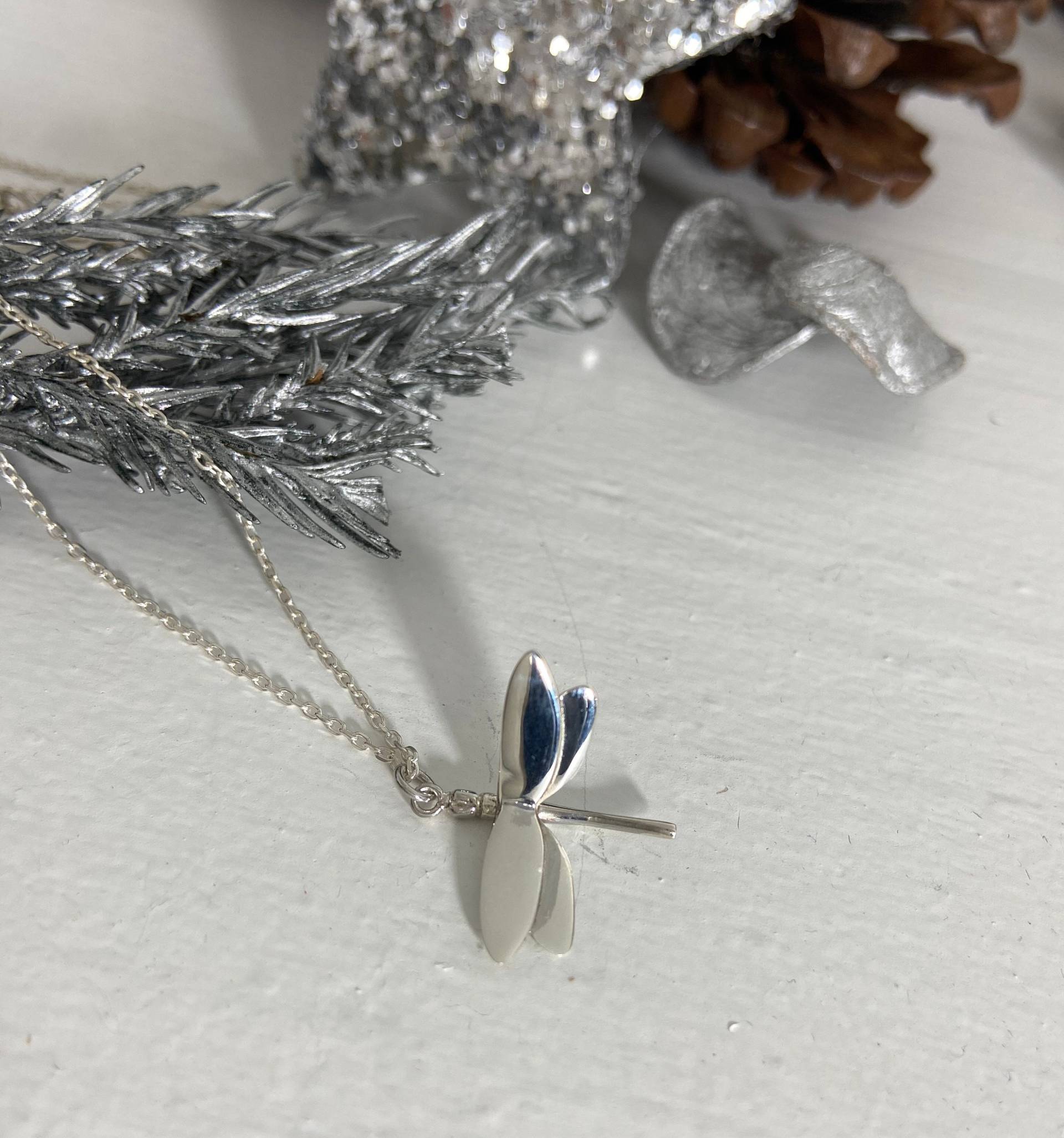 Damen Sterling Halskette | Libelle Anhänger Silber 925 Auf Einer Kette Geschenke Für Sie Womans von SilverSisterz