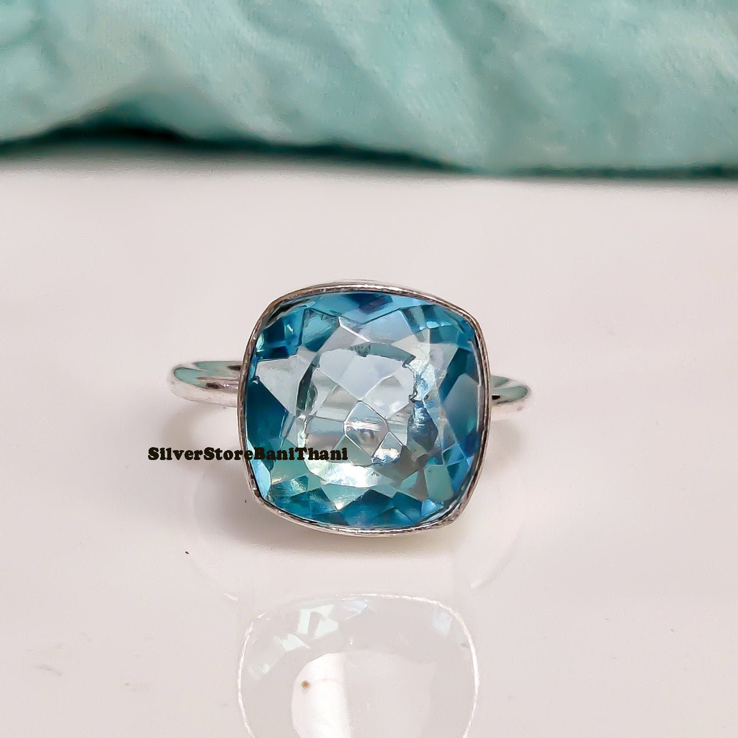 Blauer Topas Ring, 925 Sterling Silber Handgemachter Statement Edelstein Schmuck, Stein Geschenk Für Frauen von SilverStoreBaniThani