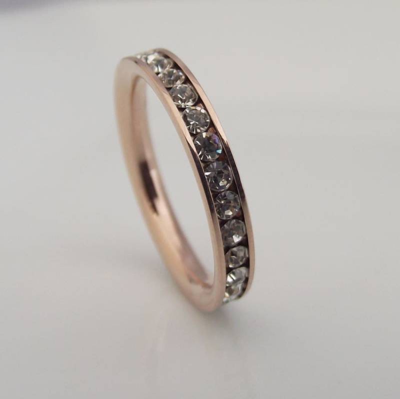 Cz-Diamant Ewigkeit Band - White Diamond Cz Stapelring Diamant Ring Stack Rosa Rose Gold Bandfarbe No.301C Cz-Diamant Ewigkeit Band - White Diamond Cz Stapelring Diamant Ring Stack Rosa Rose Gold Bandfarbe No.301C von SilverStudEarrings