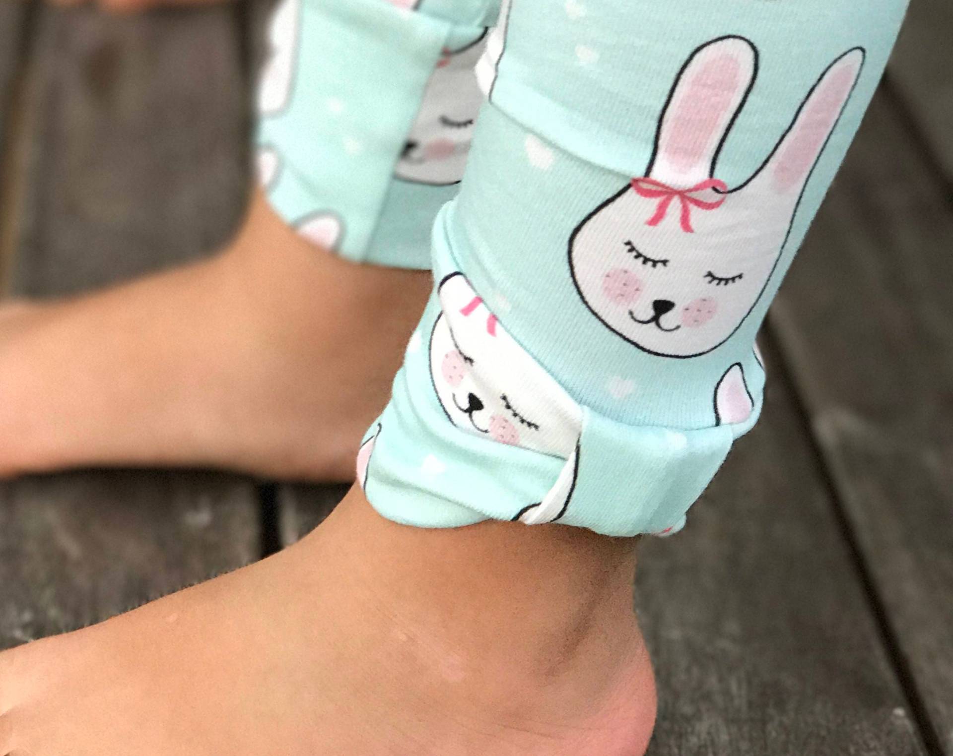 Osterhase Schleife Baby Leggings Hose, Kleinkind Bunt, Trendy Kleidung von SilverThreadsHM