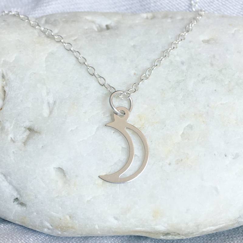 Mond Halskette - Solid Sterling 925 Minimalist Crescent Luna Charm Handmade von SilverTreeJewellery