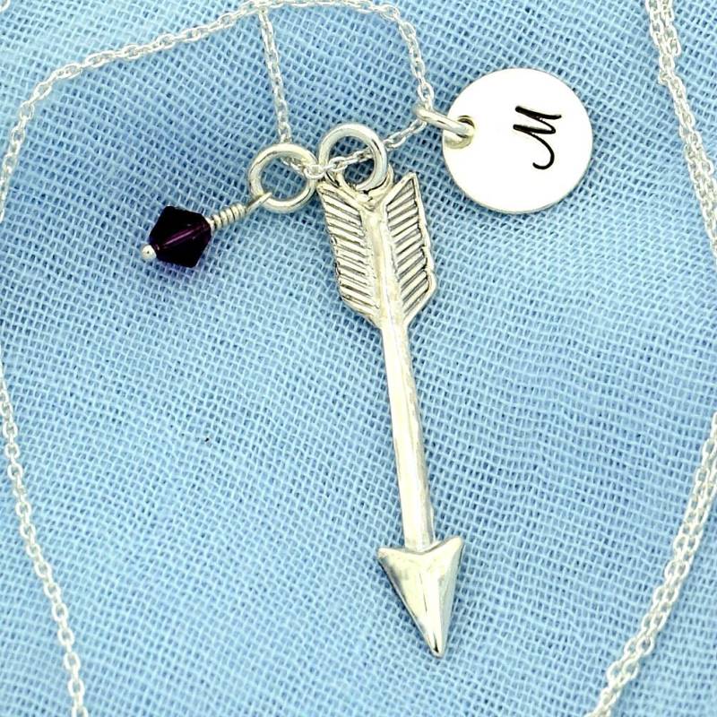 Personalisierte Pfeil-Halskette Aus Sterlingsilber Personalisierter Initial & Geburtsstein-Anhänger von SilverXL