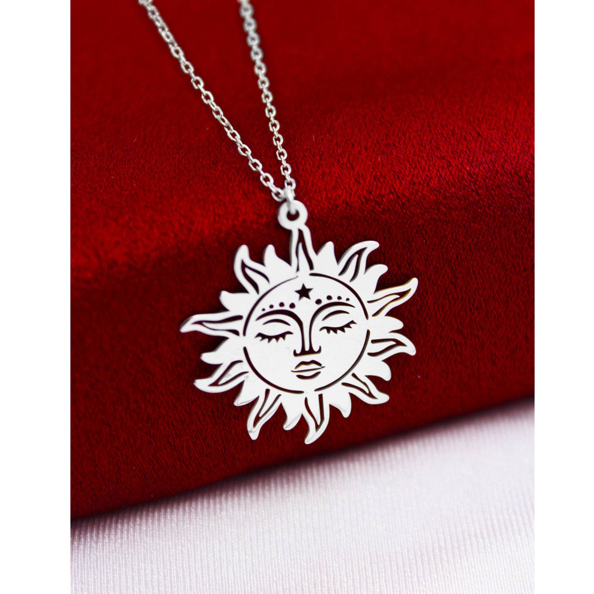 925 Sterling Silber Sonnen Gesicht Halskette, Minimalist Schmuck, Sonnenliebhaber Geschenk von SilverandSilverTR