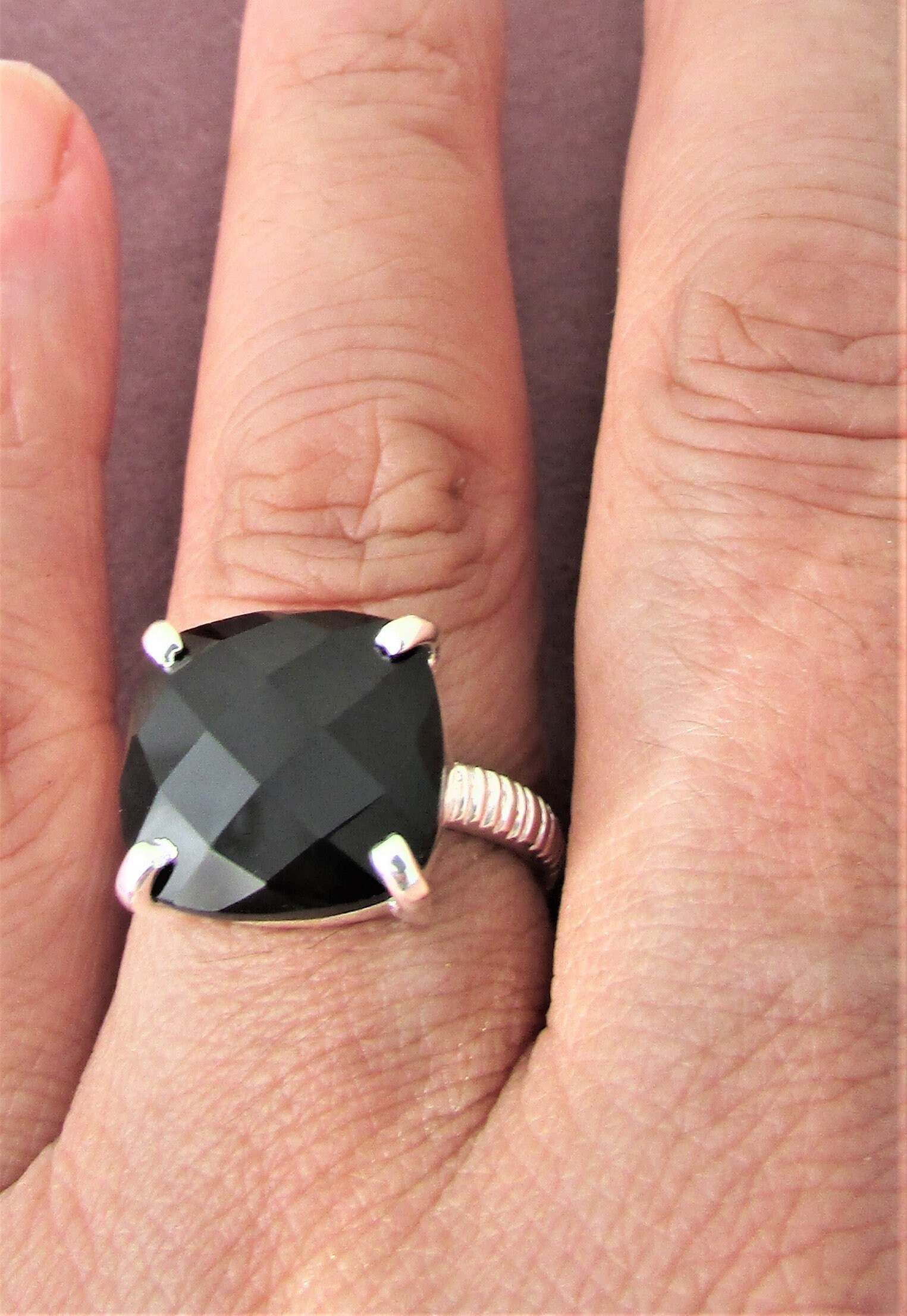 Schwarzer Onyx-Ring Aus Sterlingsilber, Einzigartige Ringschiene von Silverandthingsnet