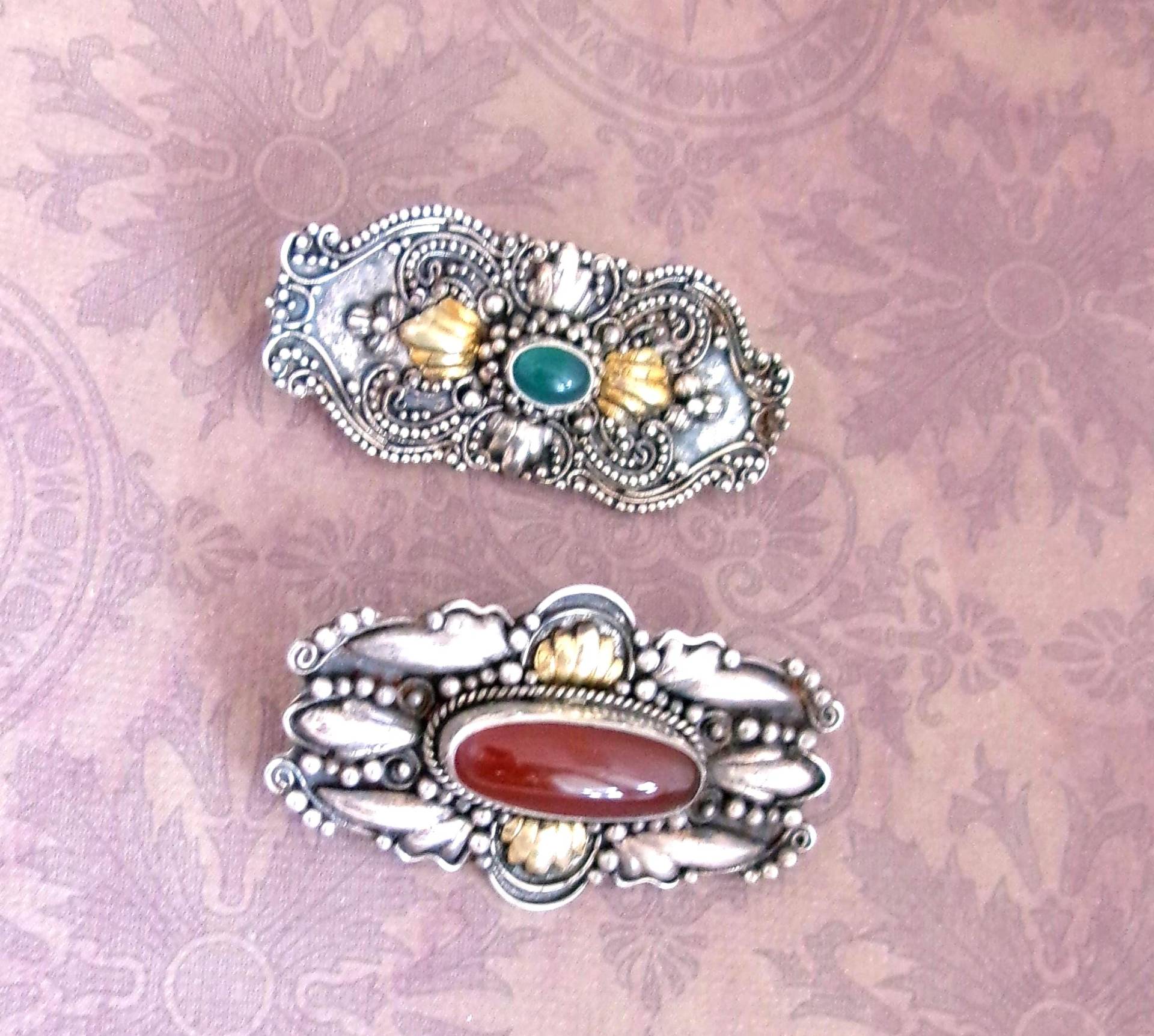 Vintage Sterling Silber Broschen Smaragd & Karneol, Handgemacht Mit Natürlichen Edelsteinen von Silverandthingsnet