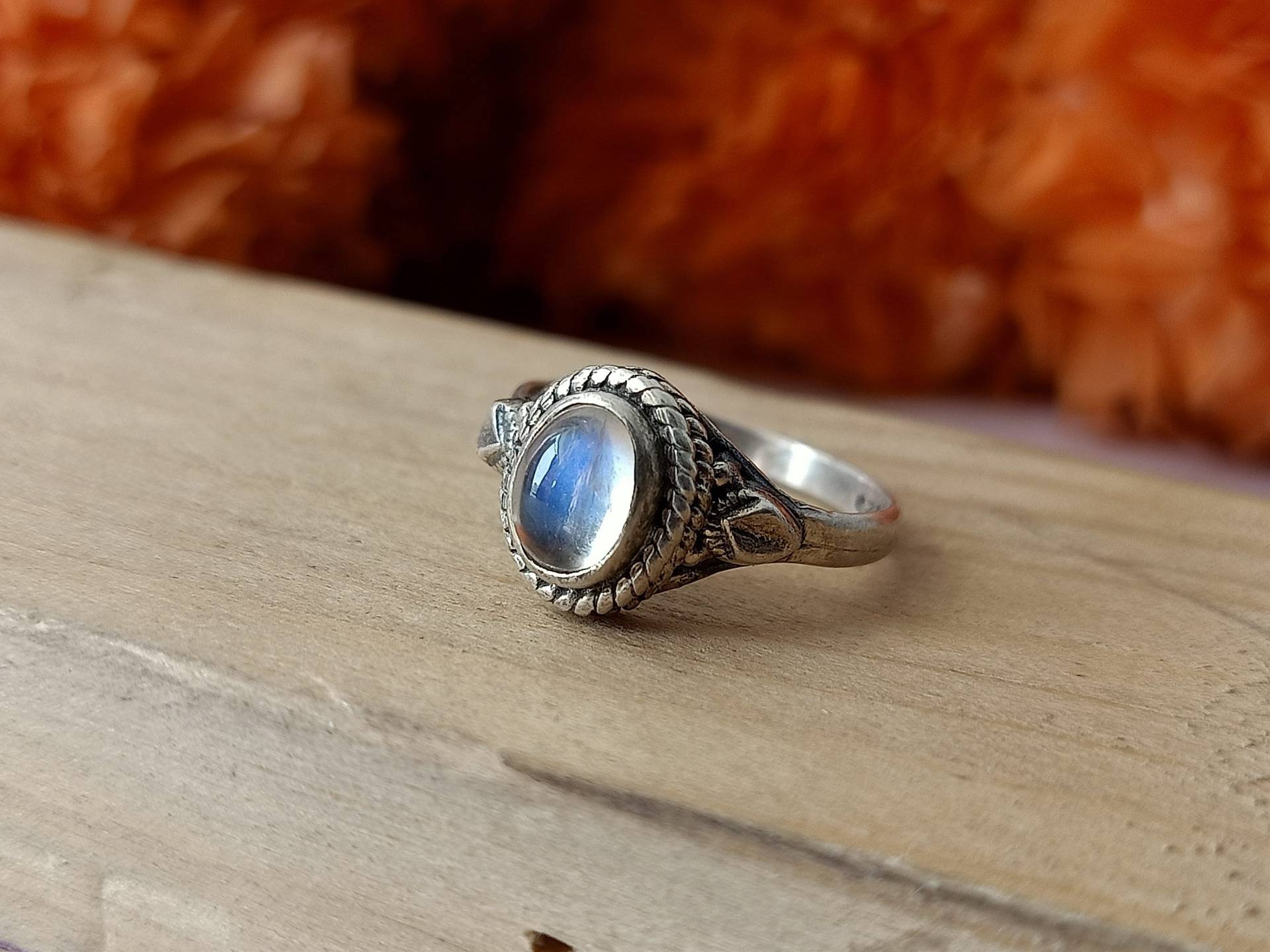 Regenbogen Mondstein Silber Ring, Hübscher Boho Blaustein Schmuck, Napoleon Ringe, Ringe von Silverboho925