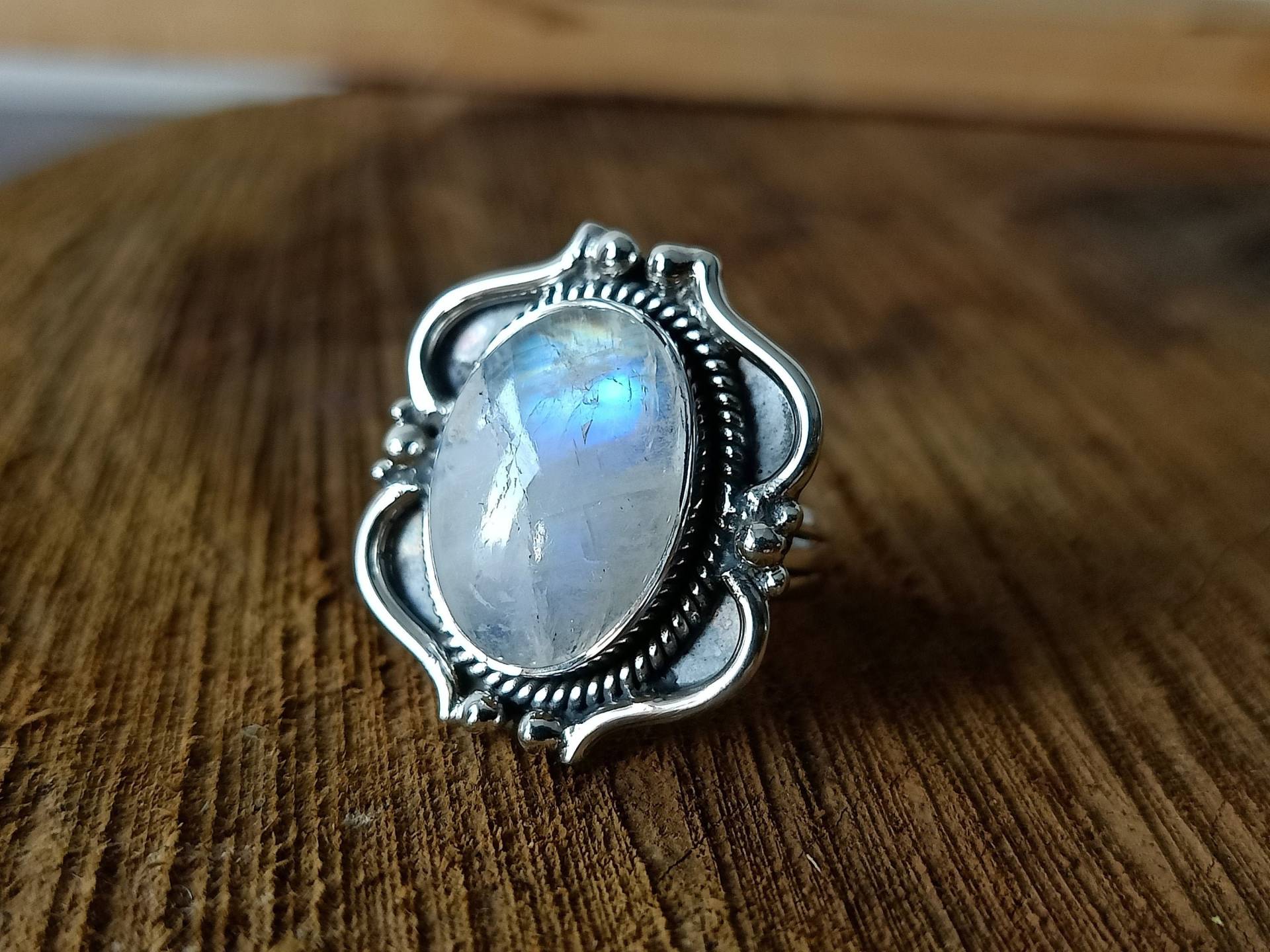 Regenbogen Mondstein Silberring, Einzigartiger Boho Ring, Blaustein Schmuck, Napoleon Ringe, Geschenkartikel von Silverboho925