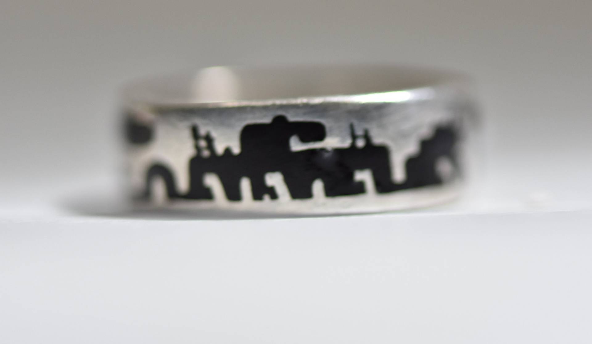 Cliff Dwellers Ring Pueblo Band Sonne Berge Sterling Silber Damen Mädchen Größe 5, 75 von Silvercity925