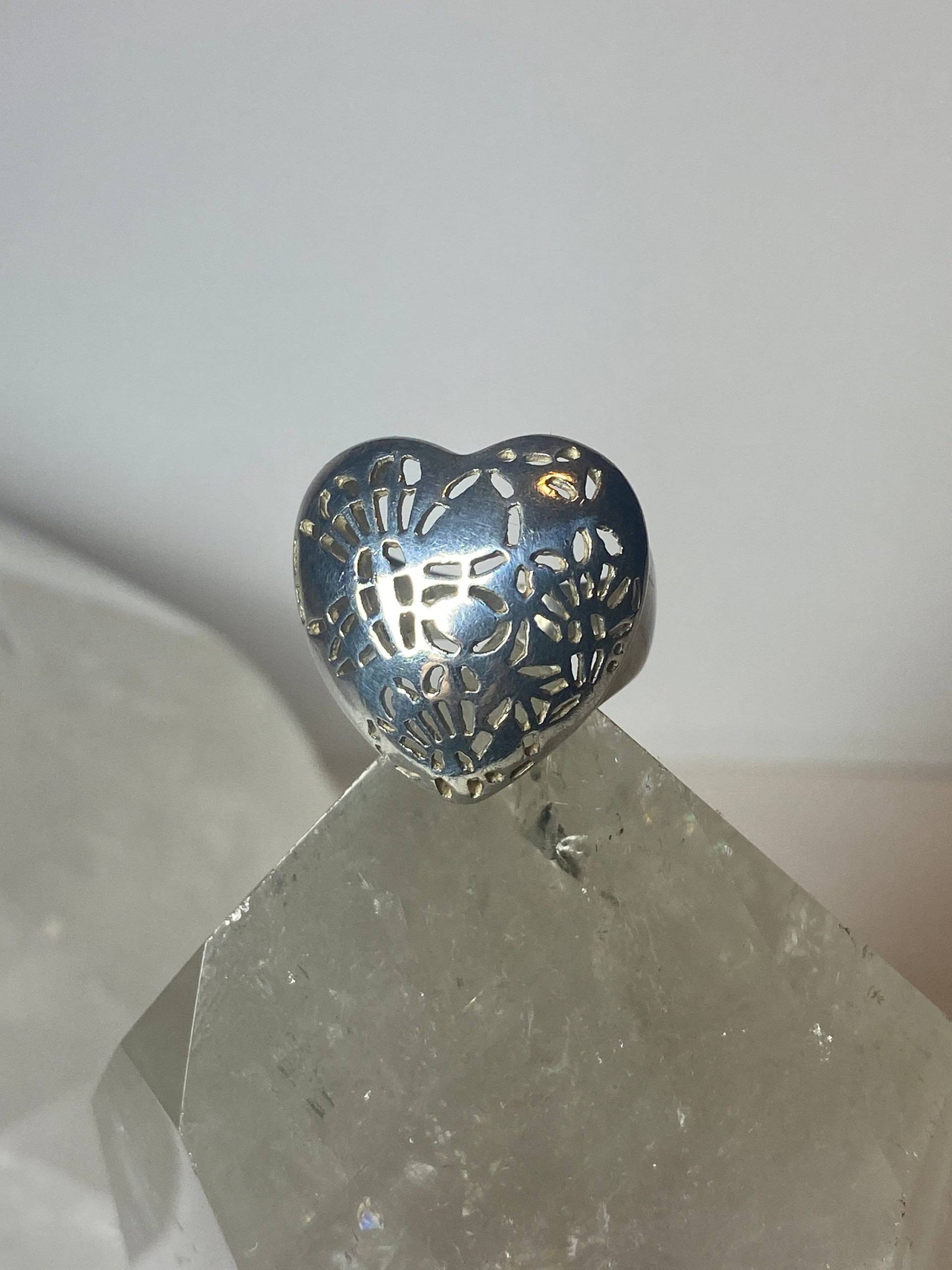 Herz Ring Zigarrenband Liebe Valentinstag Sterling Silber Damen Größe 6, 25 Herz Ring Zigarrenband Liebe Valentinstag Sterling Silber Damen Größe 6, 25 von Silvercity925