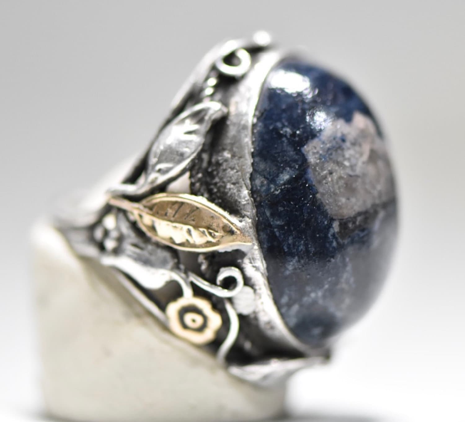 Kuppel Ring Dunkelblau Quarz Cabochon Kunsthandwerk Bewegung Jugendstil Blätter Blumen Frauen Mädchen Größe 6 von Silvercity925