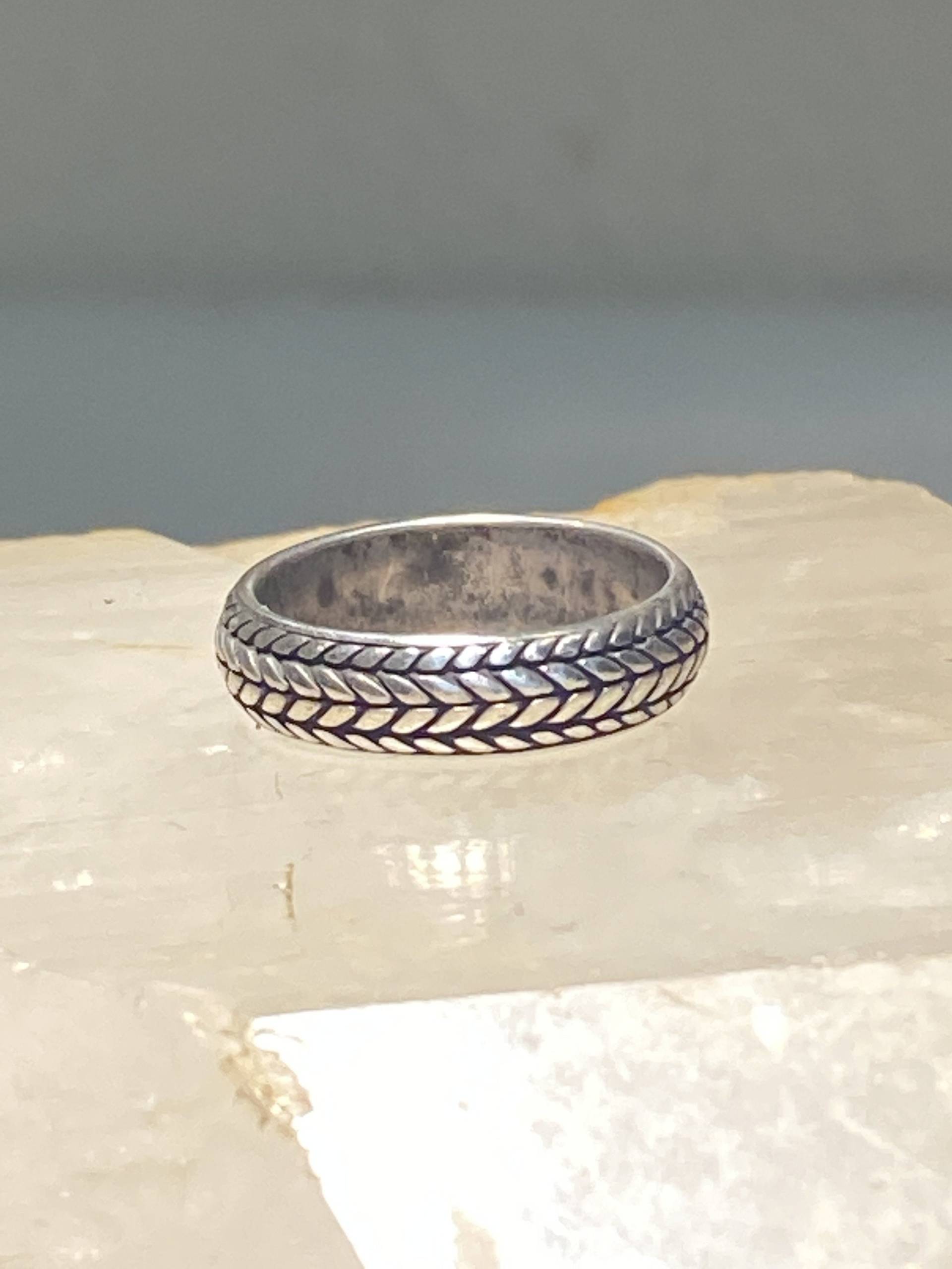 Reifen Tread Ring Biker Band Sterling Silber Damen Größe 6, 75 von Silvercity925