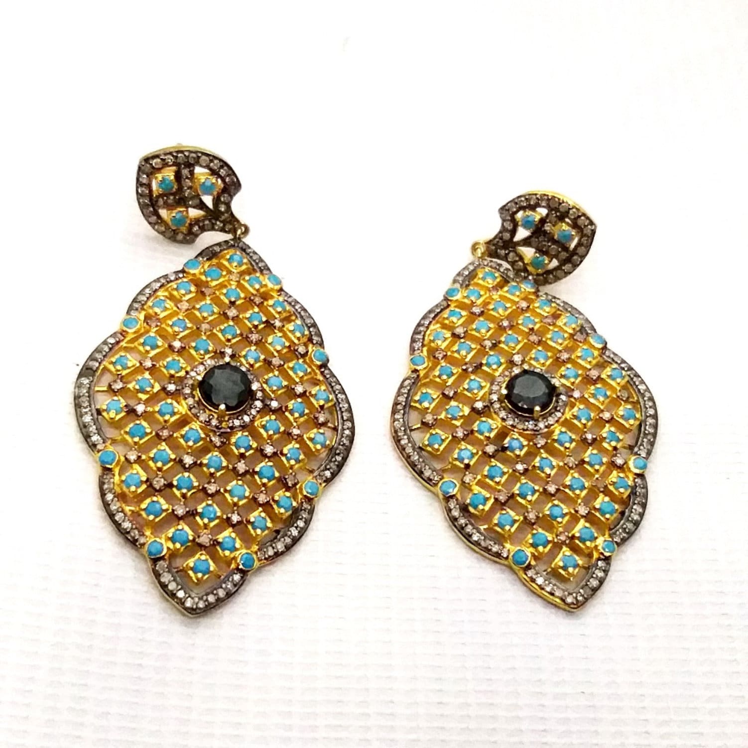 Pave Diamant Saphir Tropfen Ohrringe, Antiker Vergoldeter Schmuck, Geschenk Für Sie, Zierliche Ohrringe Set Frauen von SilvercreatioDesigns