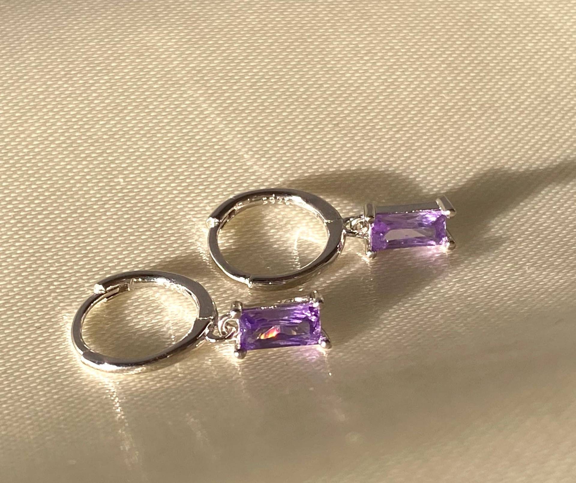 Creolen Lila/ Amethyst/ Ohrschmuck Sterling Silber 925/ Rechteckige Creolen/ Eleganter Schmuck/ Huggie Ohrringe/ Hoops von SilverellaStore