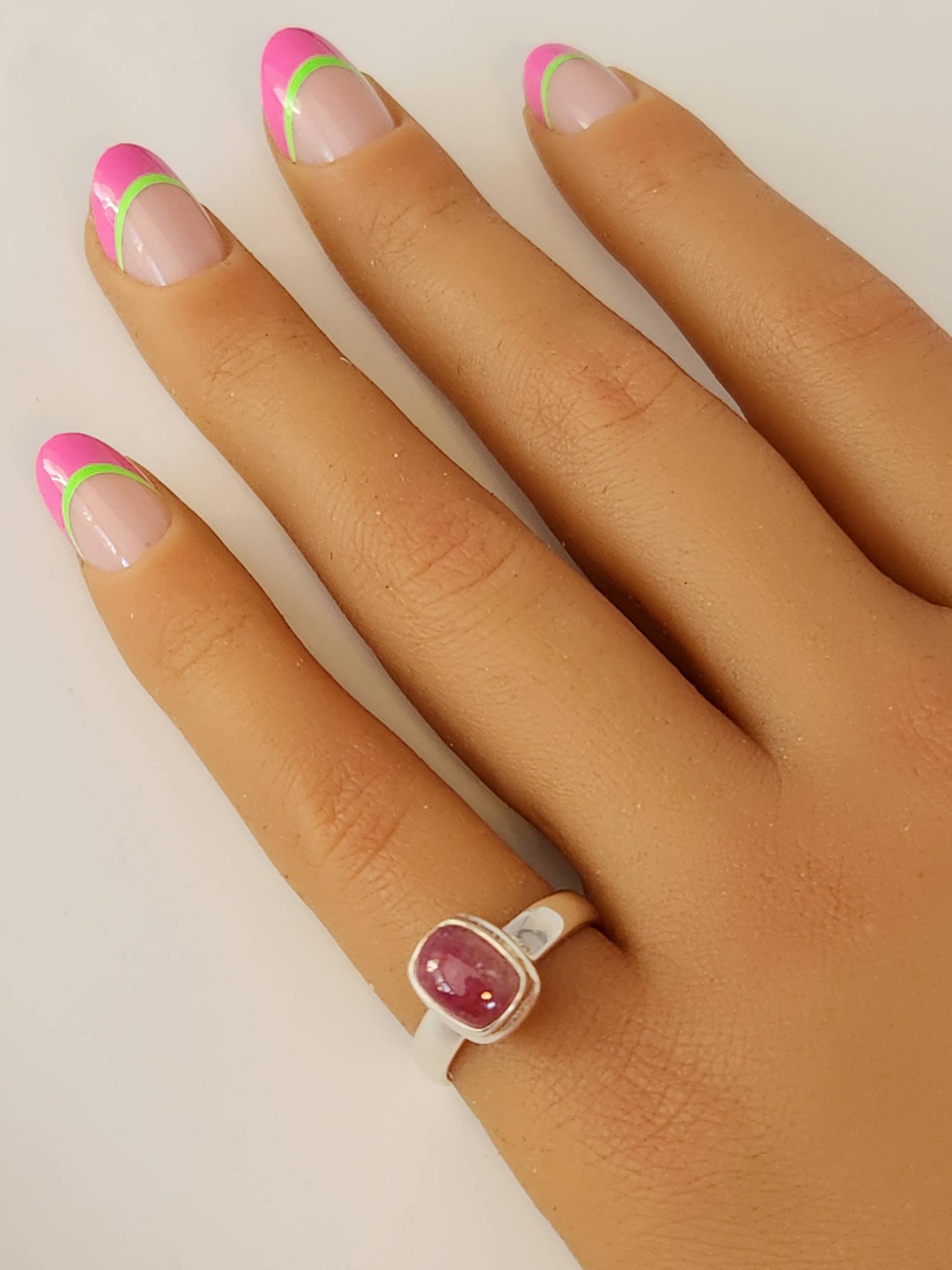 925 Sterling Silber Natürlicher Rosa Turmalin Ring, Größe 5 von Silveresh