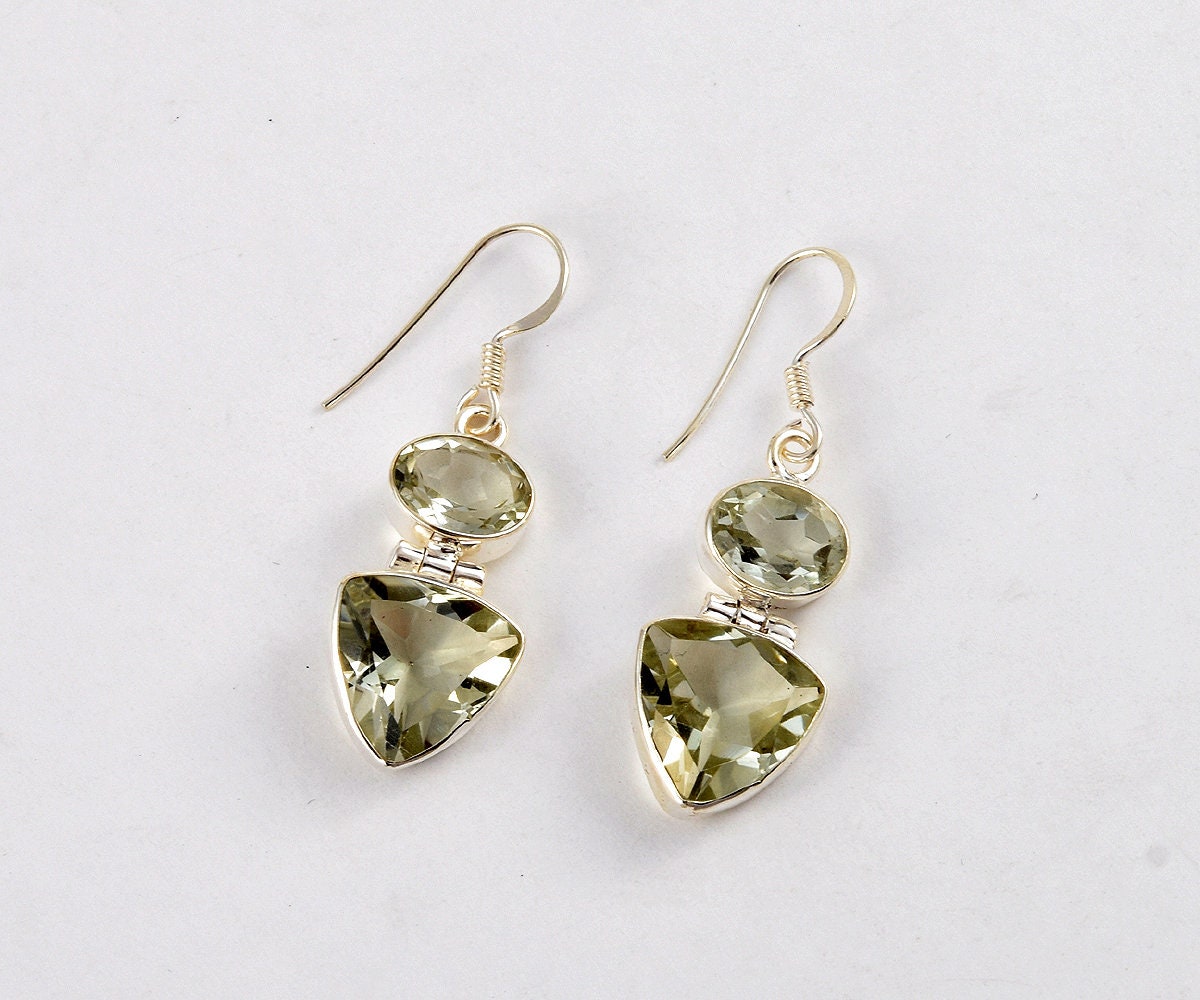 Grüner Amethyst Ohrringe, 925 Sterling Silber, Lünette Tropfen von SilveriumGems