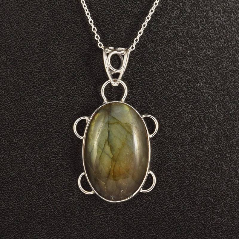 Labradorit Anhänger Ovaler Edelstein, 925 Sterling Silber, 45 cm Kette von SilveriumGems