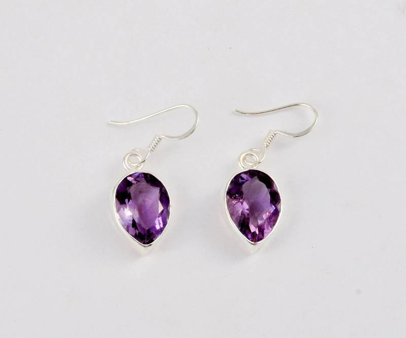 Amethyst Tropfen Ohrringe 925 Sterling Silber Lünette, Februar Birthstone Schmuck von SilveriumGems