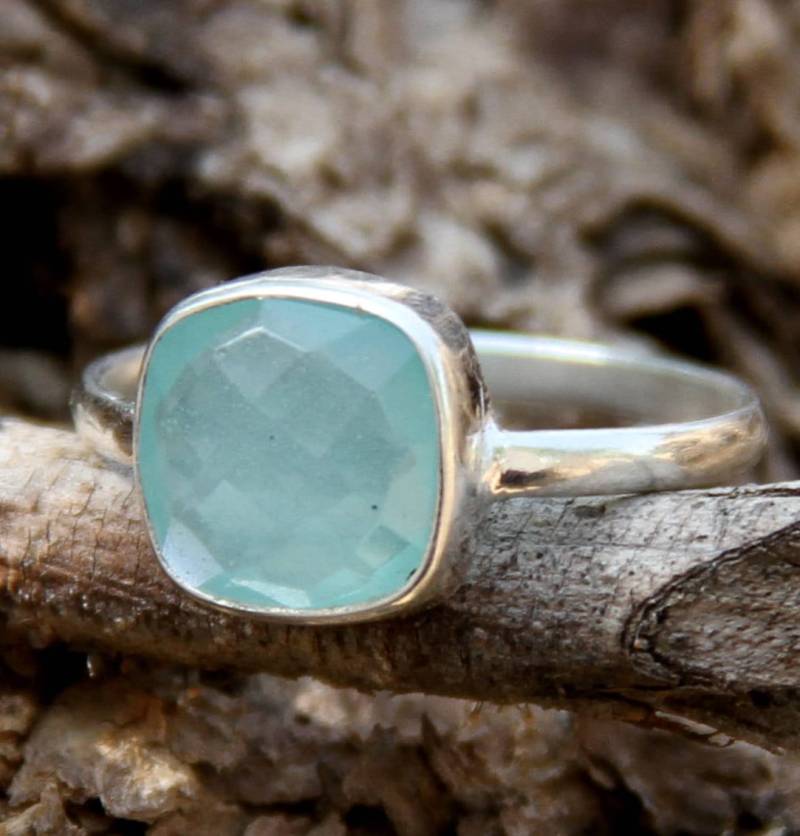 Aqua Chalcedon Ring, Blauer Edelstein Ring, Sterling Silber Ring Mit Kissen Edelstein, Geschenk Für Sie von SilverjewelleryFinds